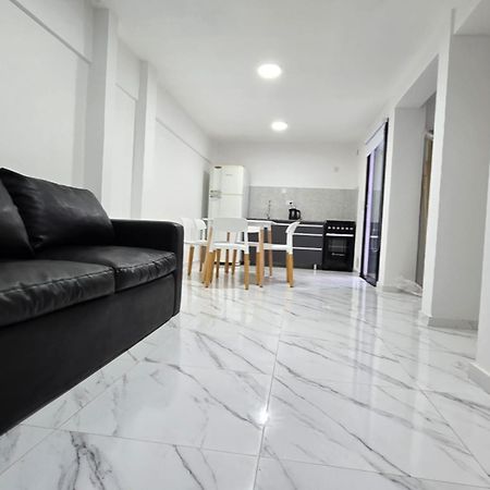 Departamento A Estrenar Zona Centrica Mar De Ajo Apartment Bagian luar foto